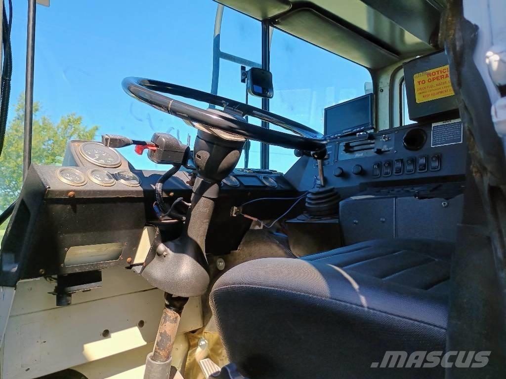 Mack MR Camion de deseuri