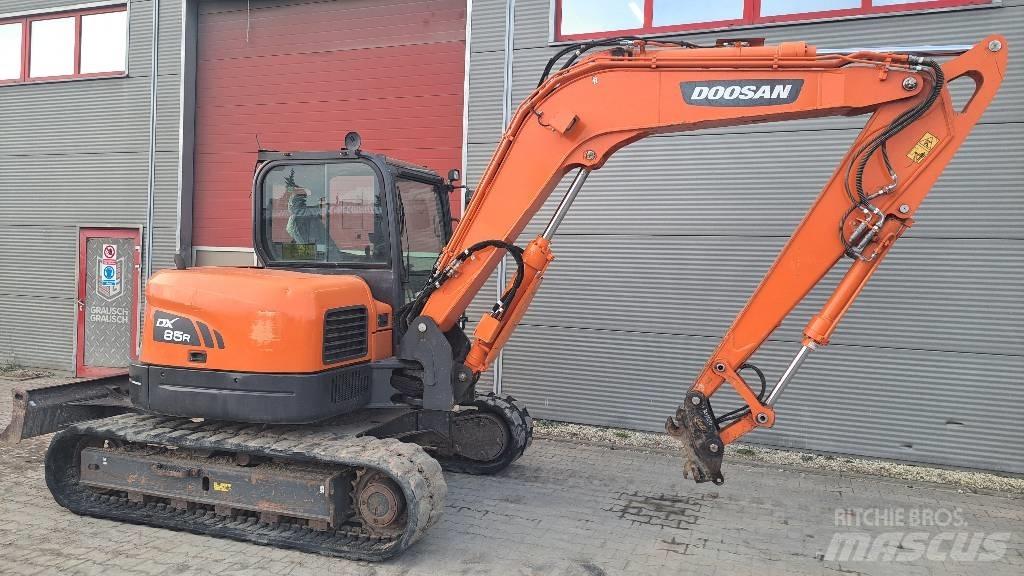 Doosan DX 85 R-3 Excavatoare 7t - 12t