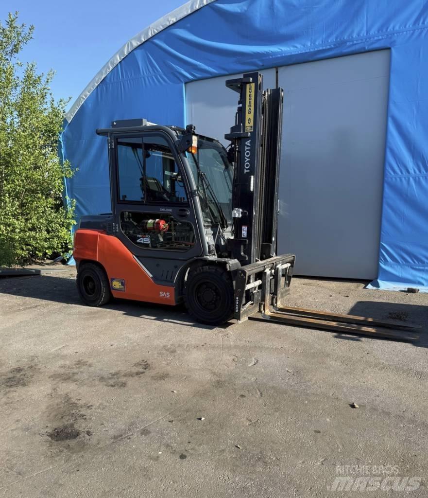 Toyota truck 8 FD40N Stivuitor diesel