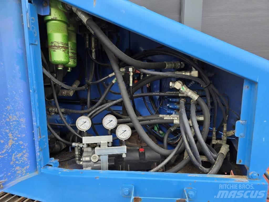Aichi SR 21 A Nacele cu brat telescopic