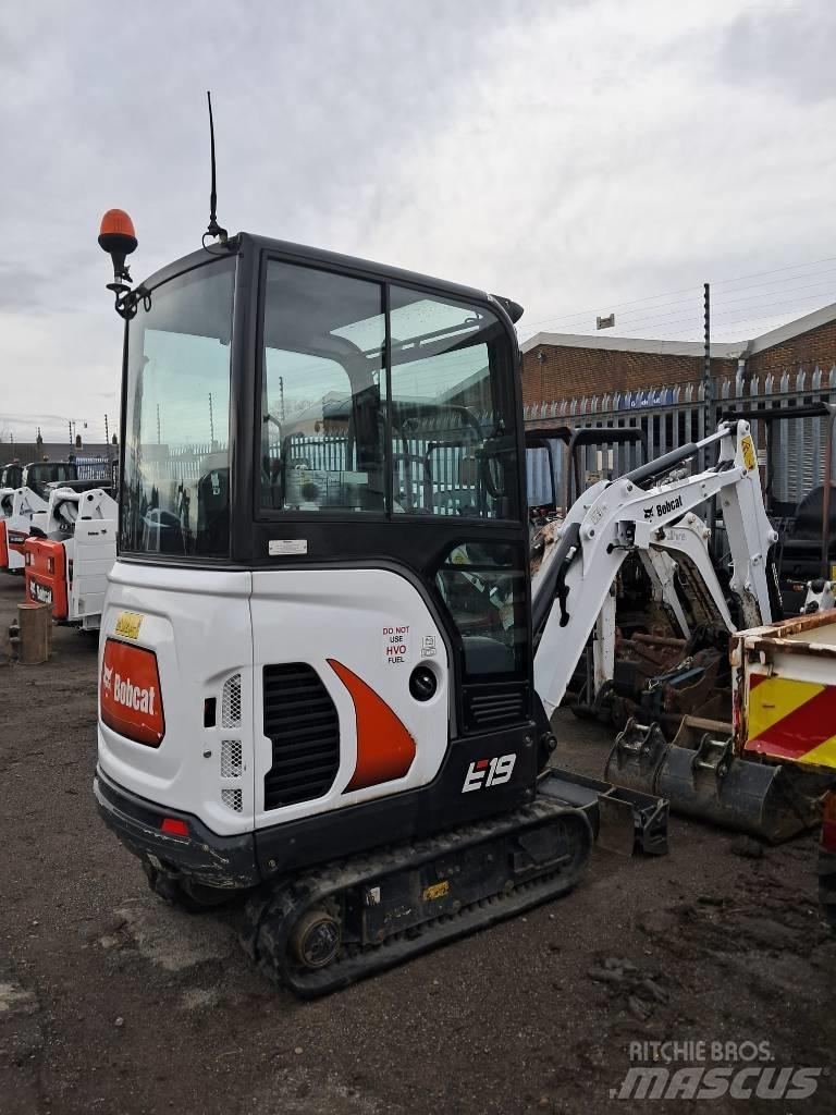 Bobcat E19 cabin Mini excavatoare < 7t