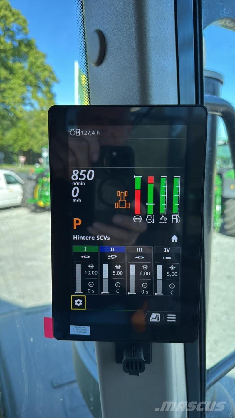 John Deere 6M185 Tractoare