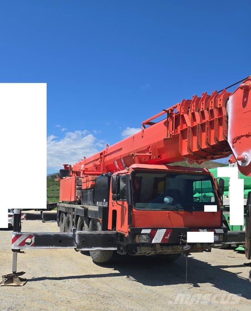 Liebherr LTM 1090-2 Macara pentru orice teren