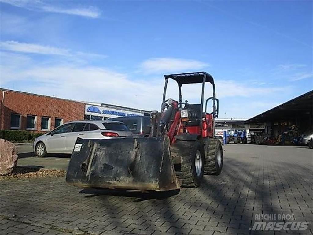 Schäffer 2430 Incarcator pe pneuri