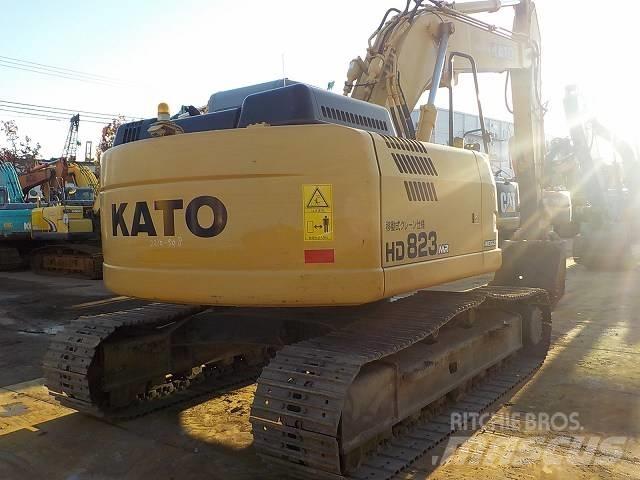 Kato HD823MR-6 Excavatoare pe șenile

