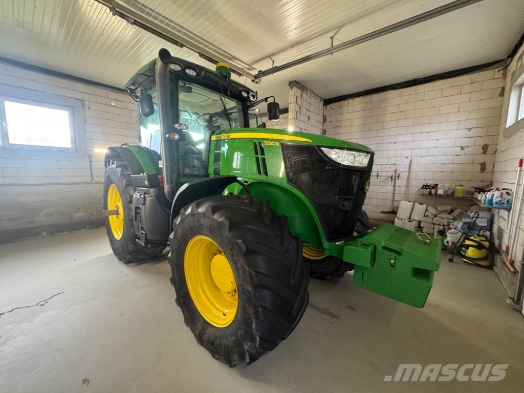 John Deere 7230 R Tractoare