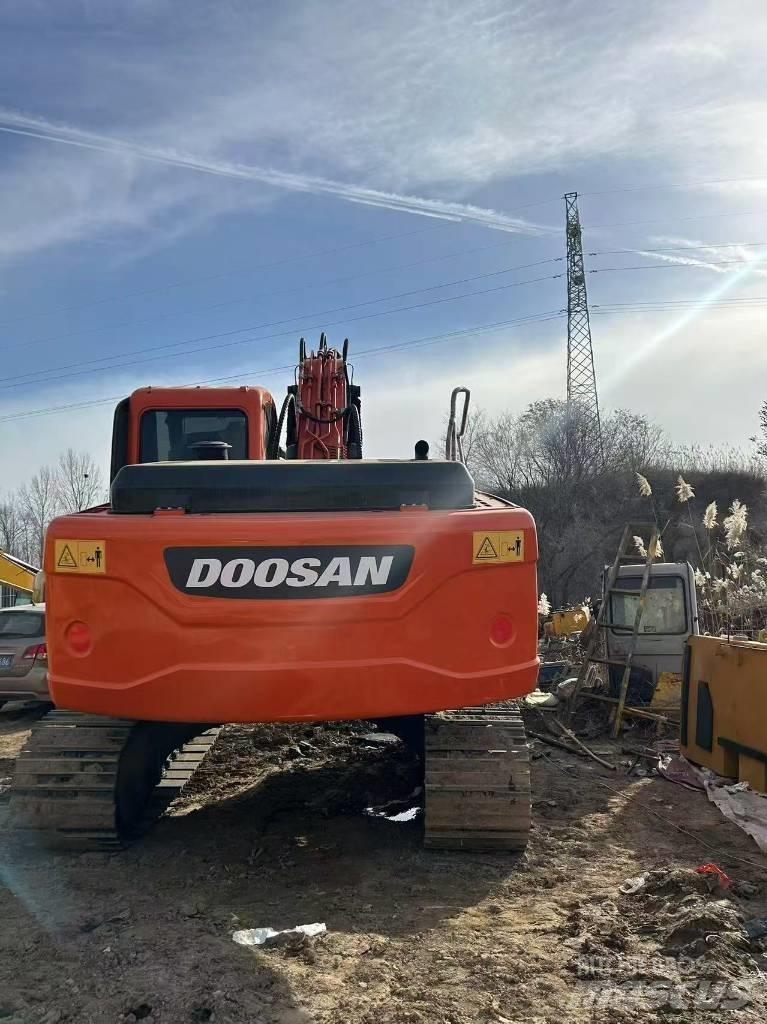Doosan DX225LC-9C Excavatoare pe șenile
