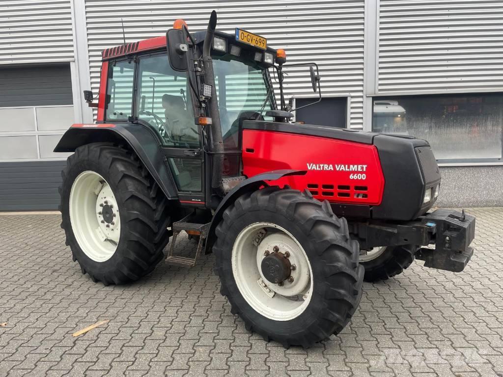 Valtra 6600 tractor Tractoare