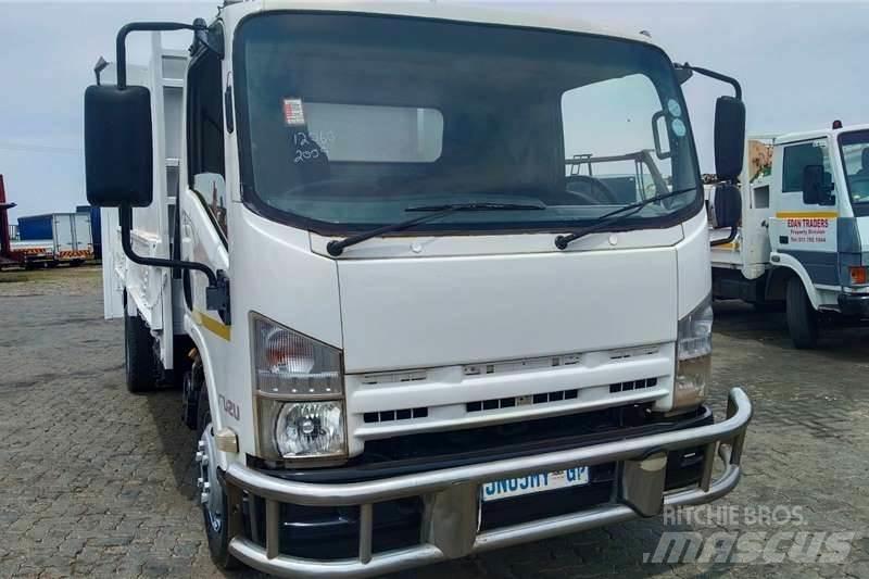 Isuzu NPR400 Altele