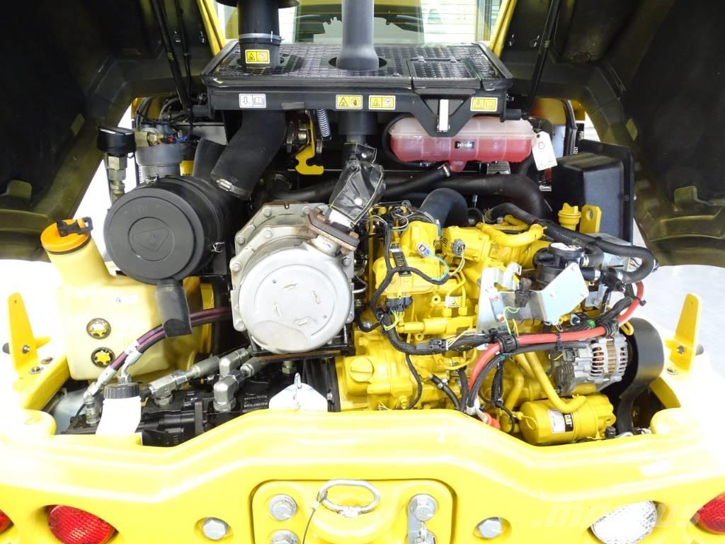 CAT 906M Incarcator pe pneuri