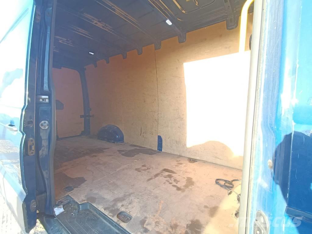 Volkswagen Crafter Utilitara