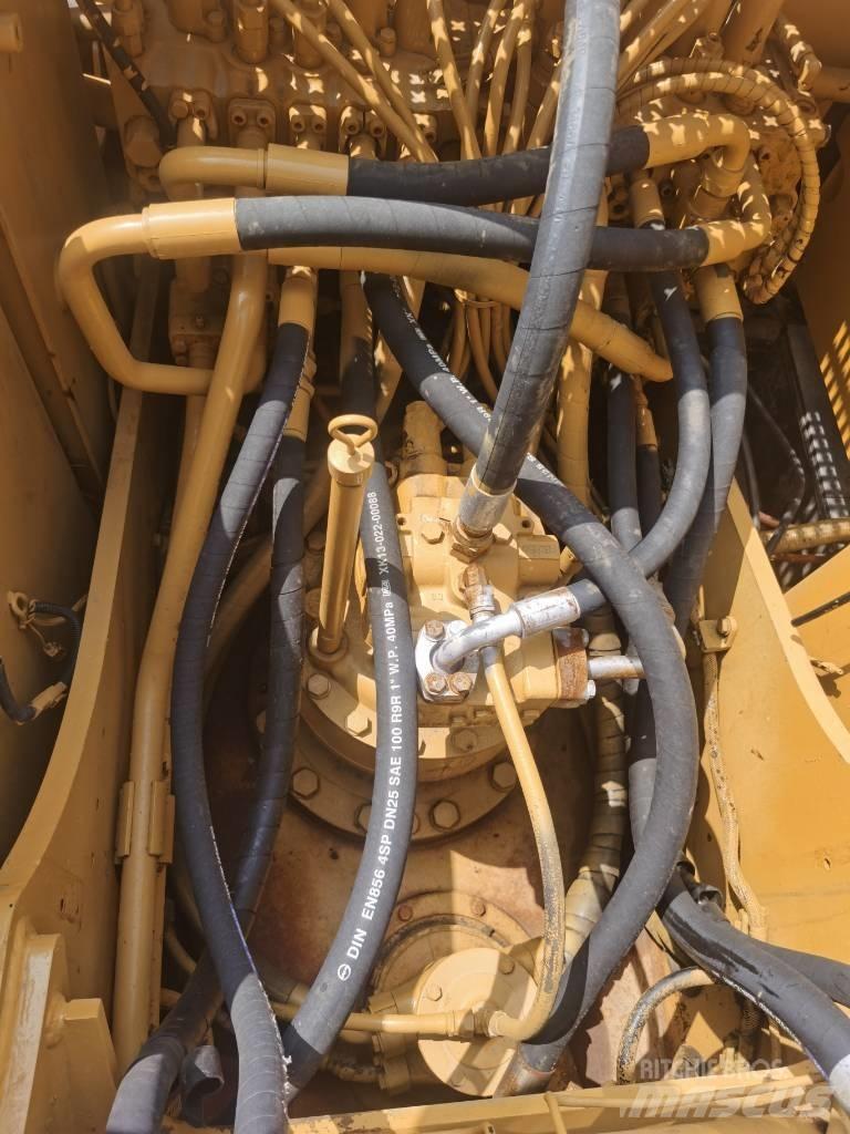 CAT 320 C L Excavatoare pe șenile
