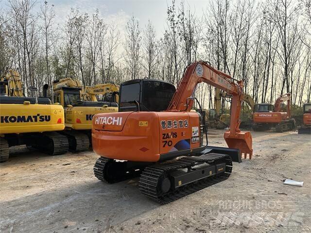 Hitachi ZX70 Excavatoare pe șenile
