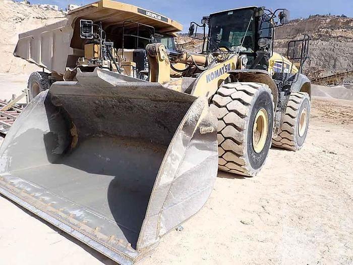 Komatsu WA475 Incarcator pe pneuri
