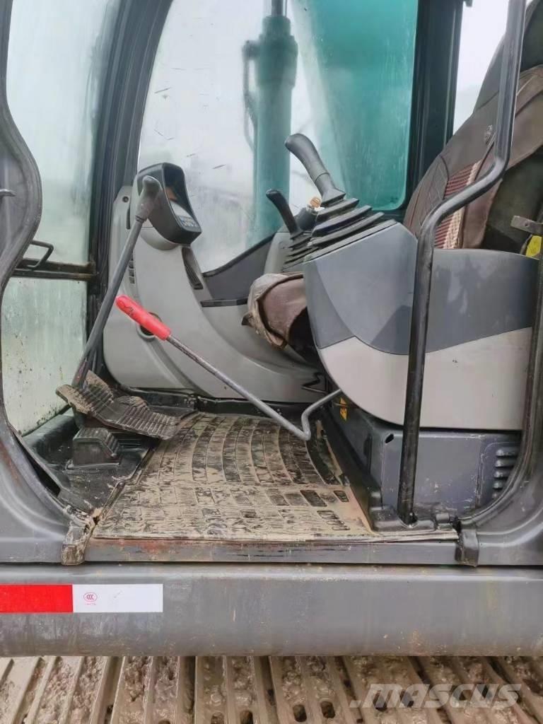 Kobelco SK 140 Excavatoare pe șenile
