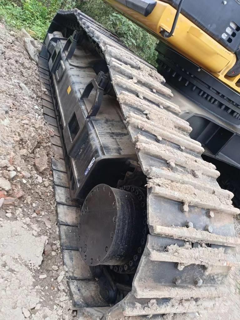 CAT 340 D L Excavatoare pe șenile
