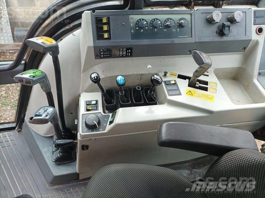 Valtra Valmet 8750 Tractoare
