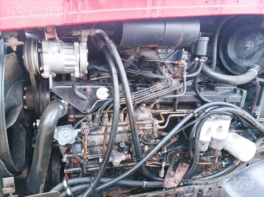 Valtra Valmet 8750 Tractoare