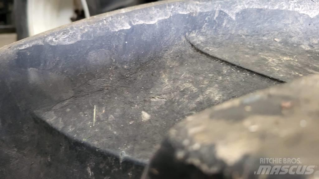 Trelleborg 540/65R30 Roti