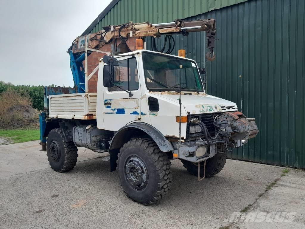 Mercedes-Benz Unimog Vehicule de teren