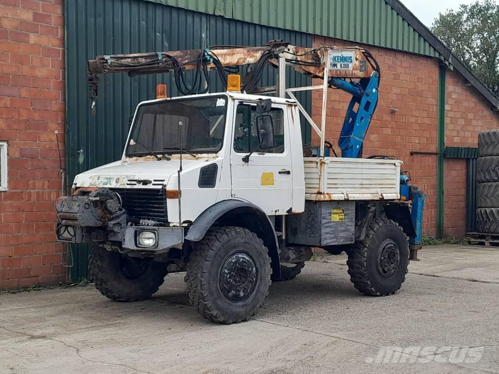 Mercedes-Benz Unimog Vehicule de teren