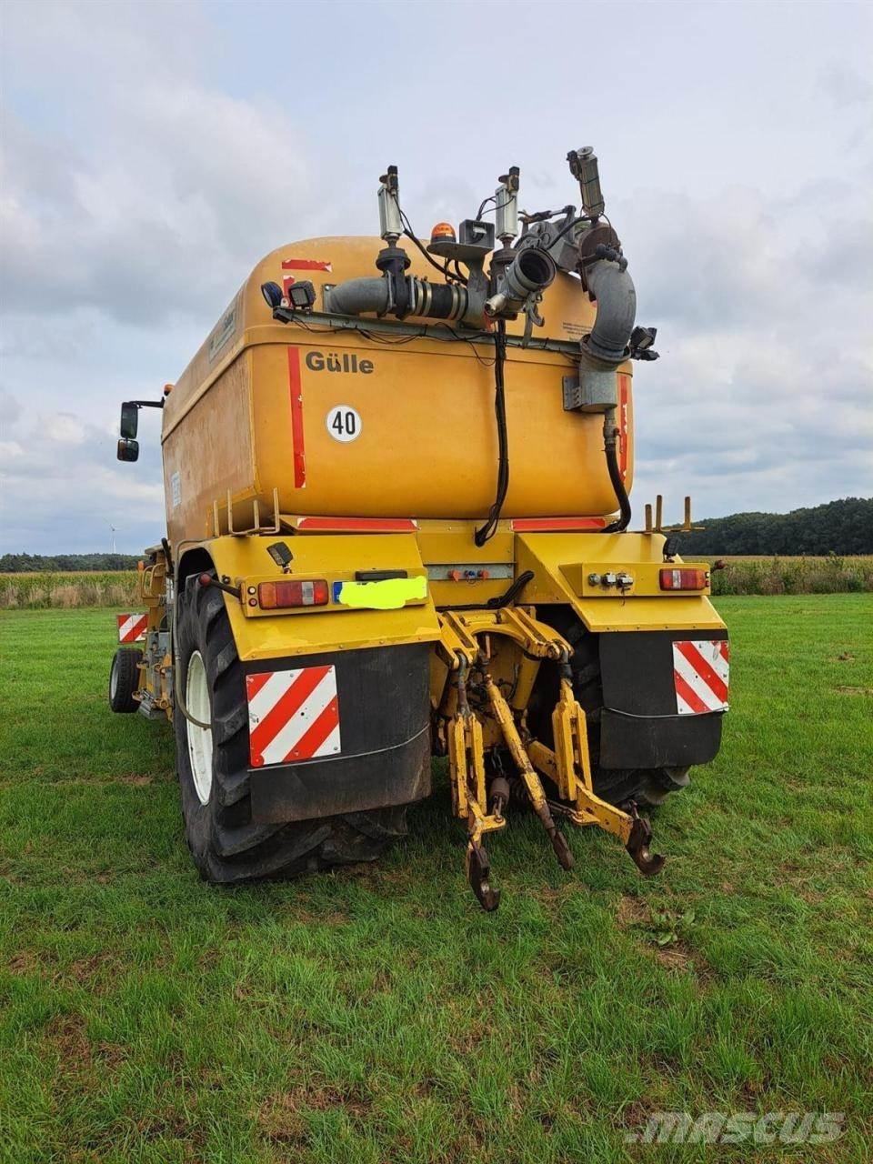 TerraGator 8133 Alte masini de fertilizare si accesorii