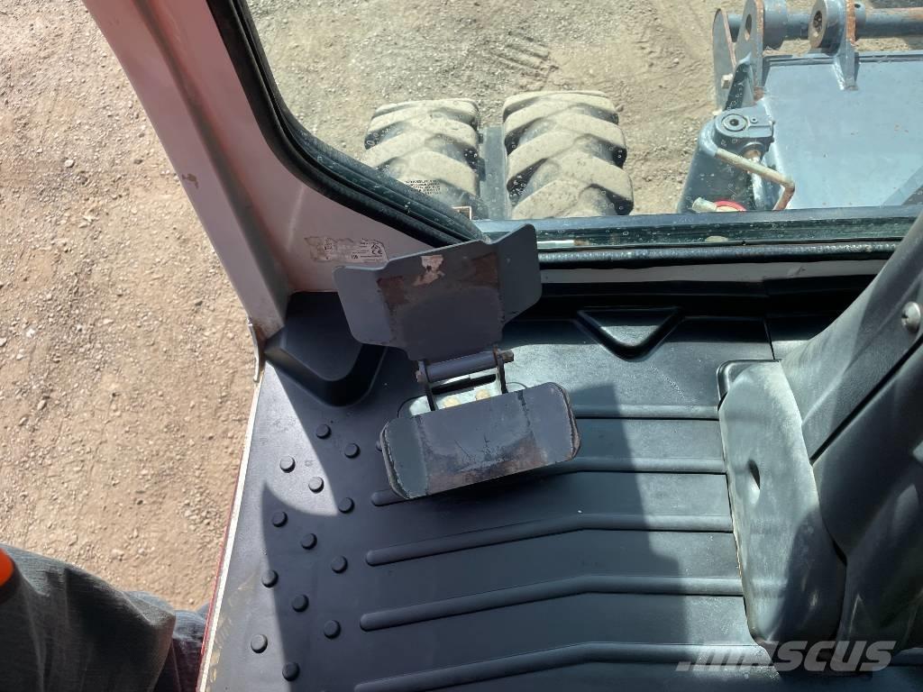 Takeuchi TB 295 W Excavatoare cu roti