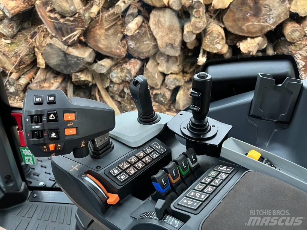 Valtra T 255 Versu Tractoare