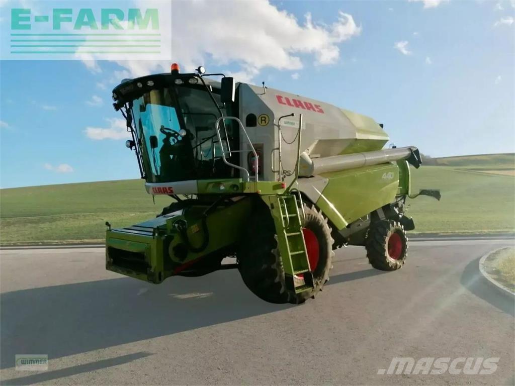 CLAAS tucano 440 Combine de secerat