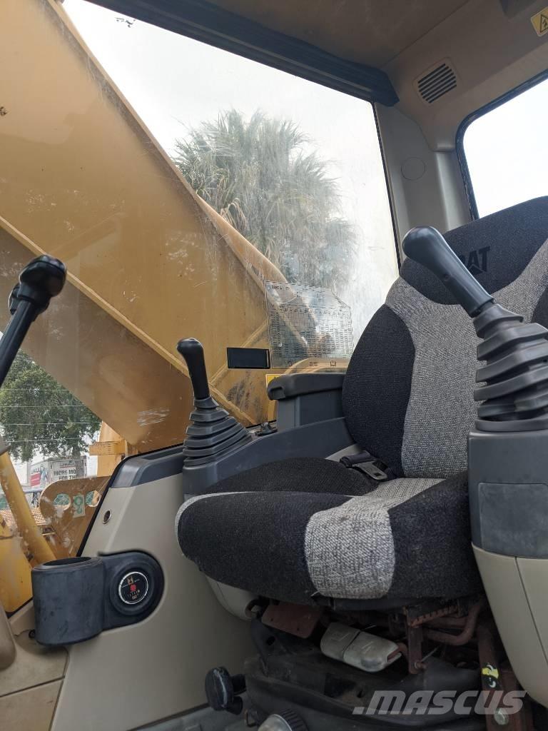 CAT 330CL Excavatoare pe șenile
