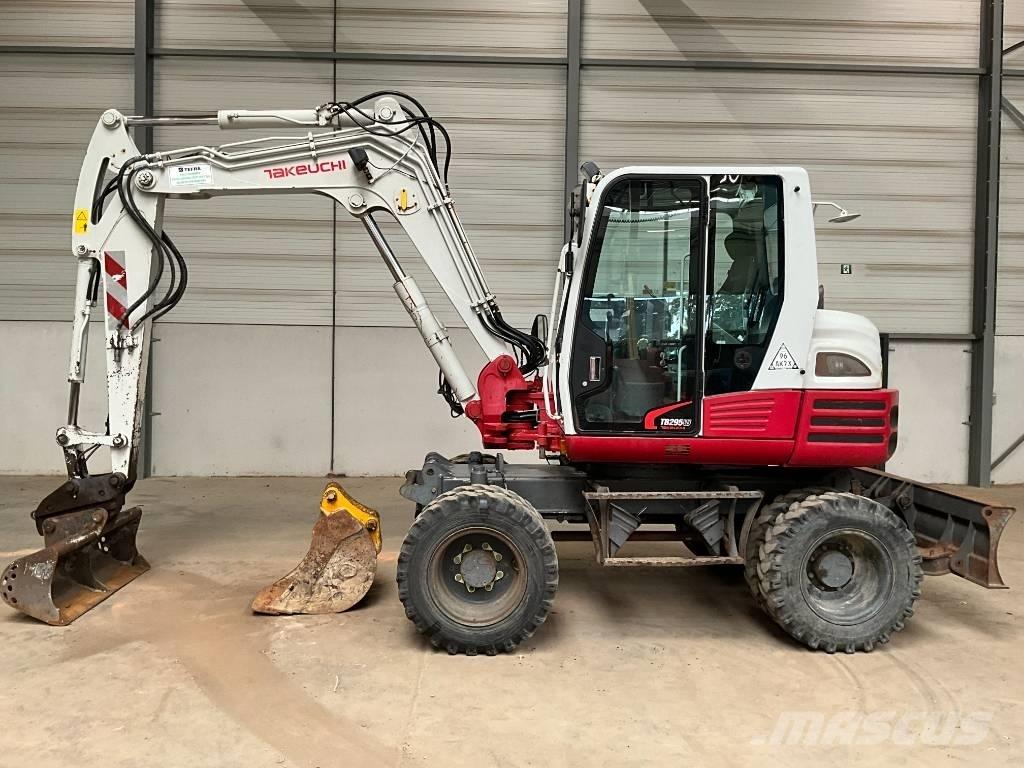 Takeuchi TB 295 W Excavatoare cu roti