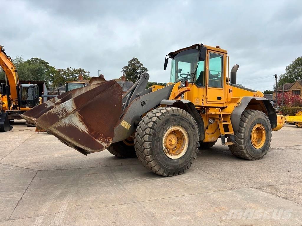Volvo L 120 E Incarcator pe pneuri