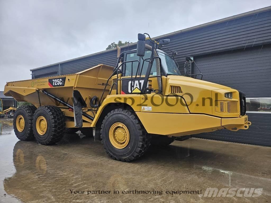 CAT 725C2 Transportoare articulate