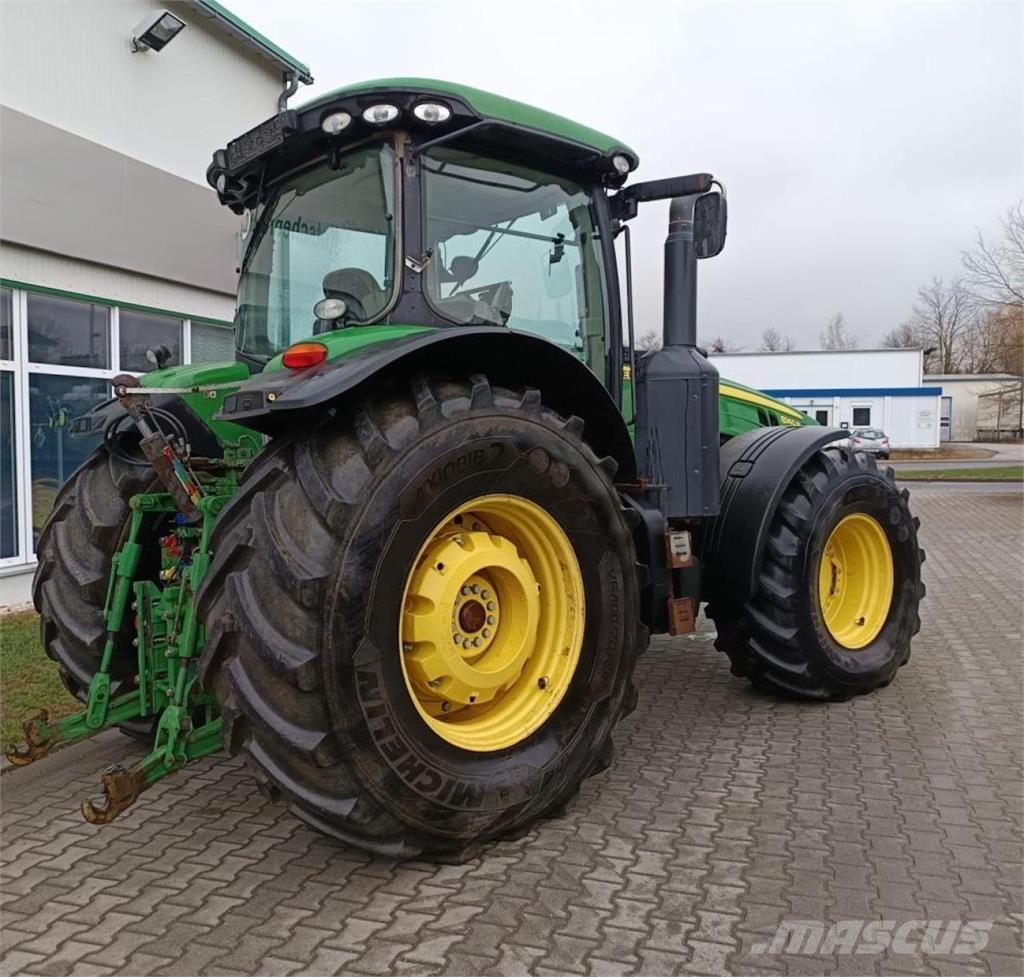 John Deere 8360 R Tractoare