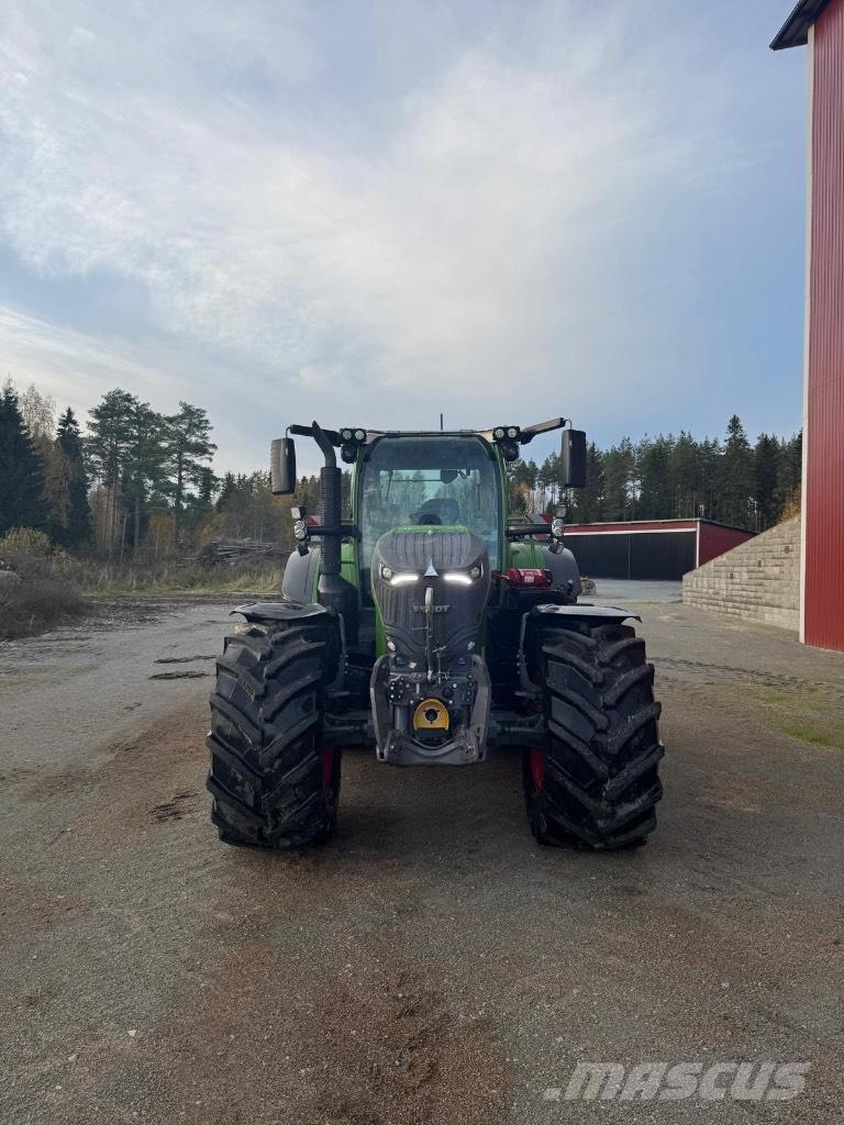 Fendt 728 Gen 7 Tractoare