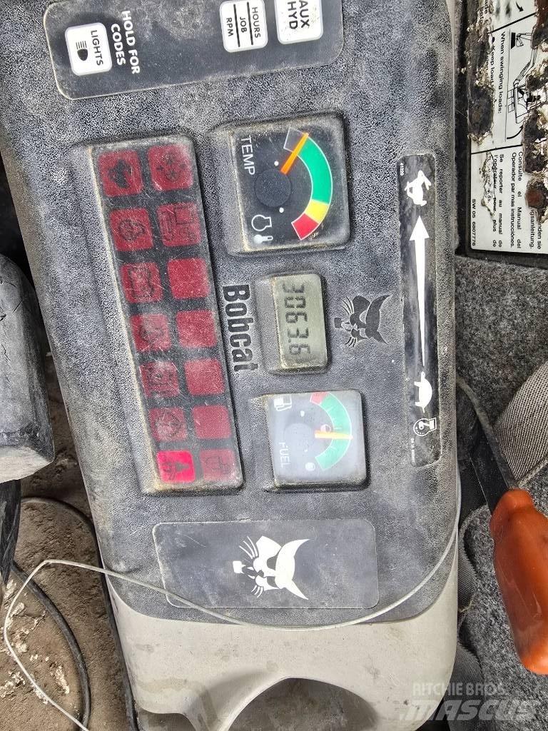 Bobcat 341 G Mini excavatoare < 7t
