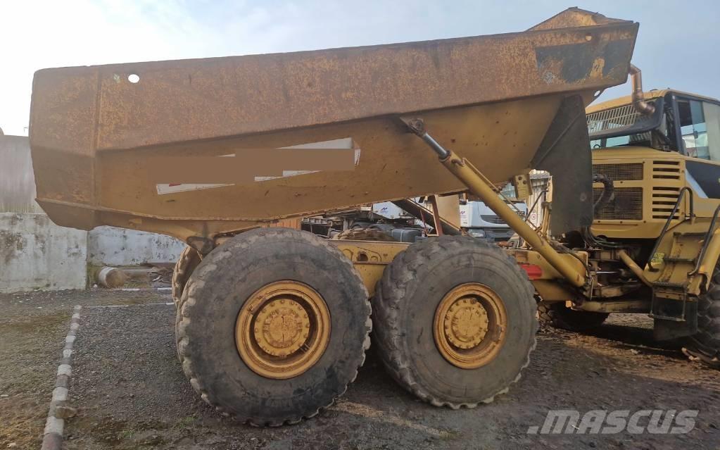 CAT 730 Transportoare articulate