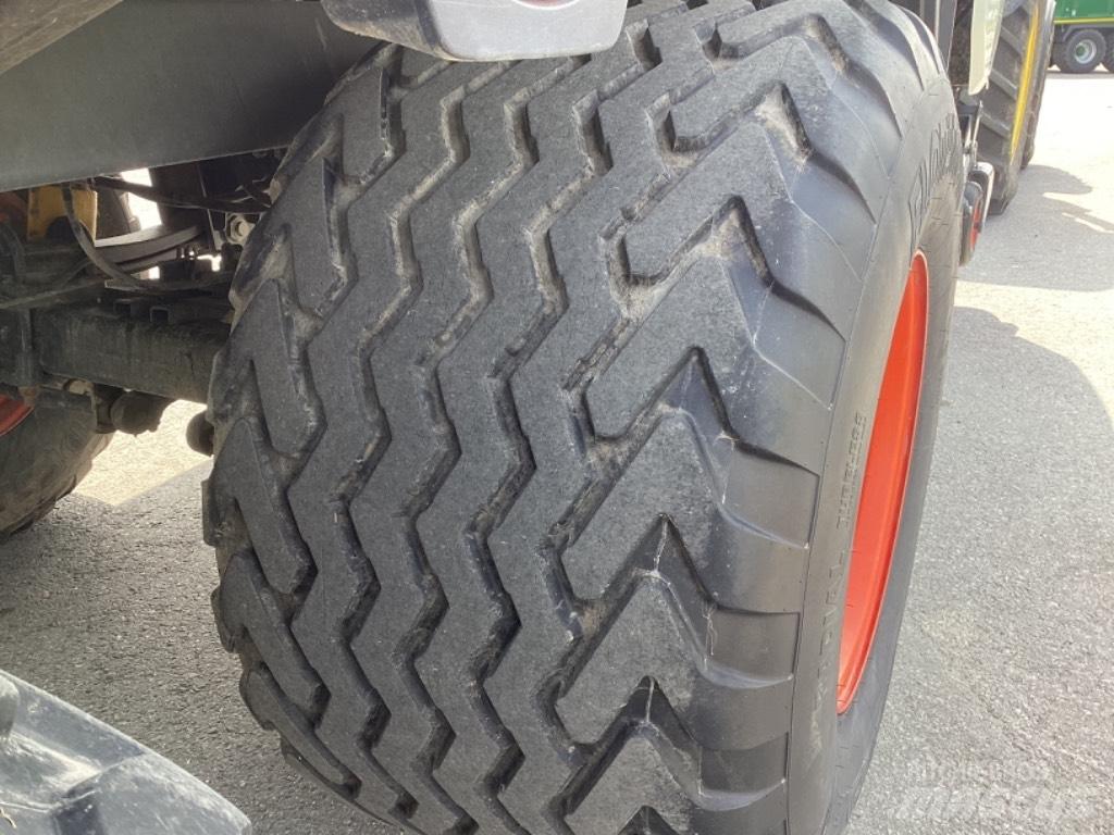 CLAAS Cargos 8500 Remorci cu autoîncarcare