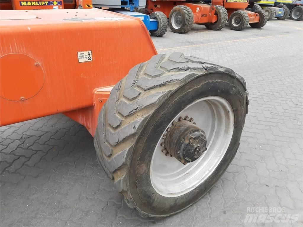 JLG 1350SJP Nacele cu brat telescopic
