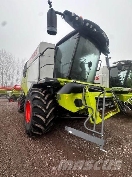 CLAAS TRION 750 Combine de secerat