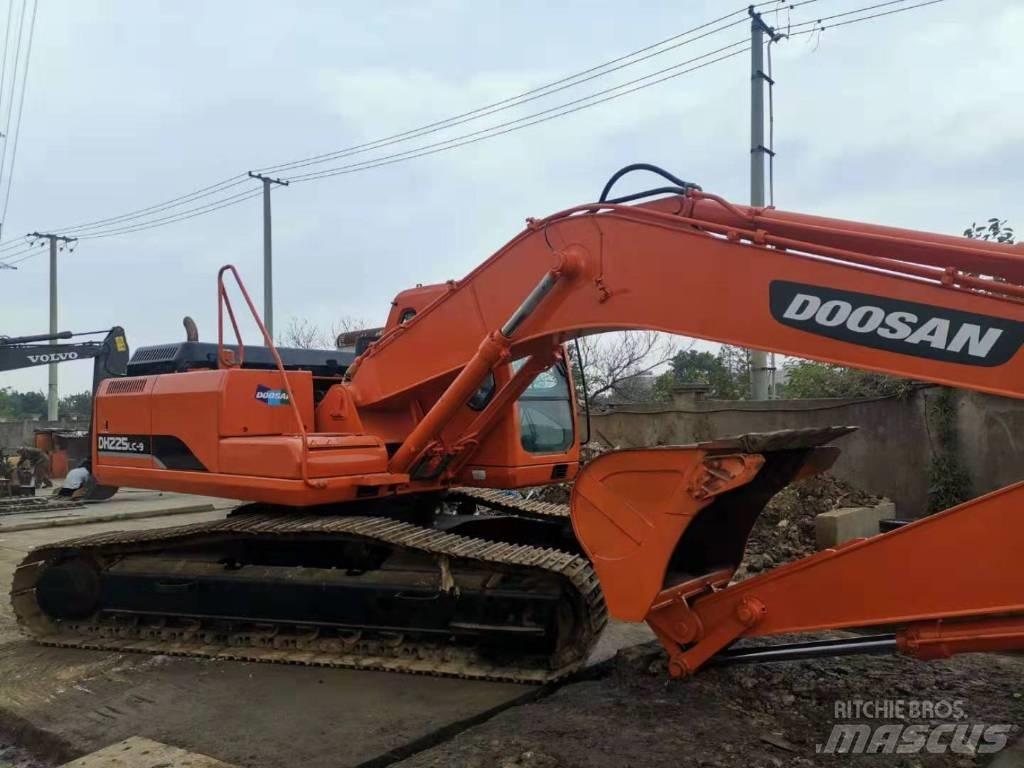 Doosan DH225LC-9 Excavatoare pe șenile
