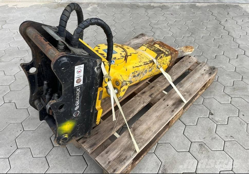 Epiroc SB302 cupe zdrobitoare