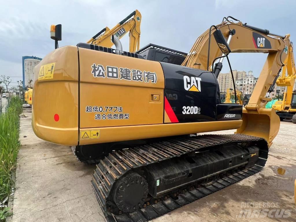CAT 320 D Excavatoare pe șenile
