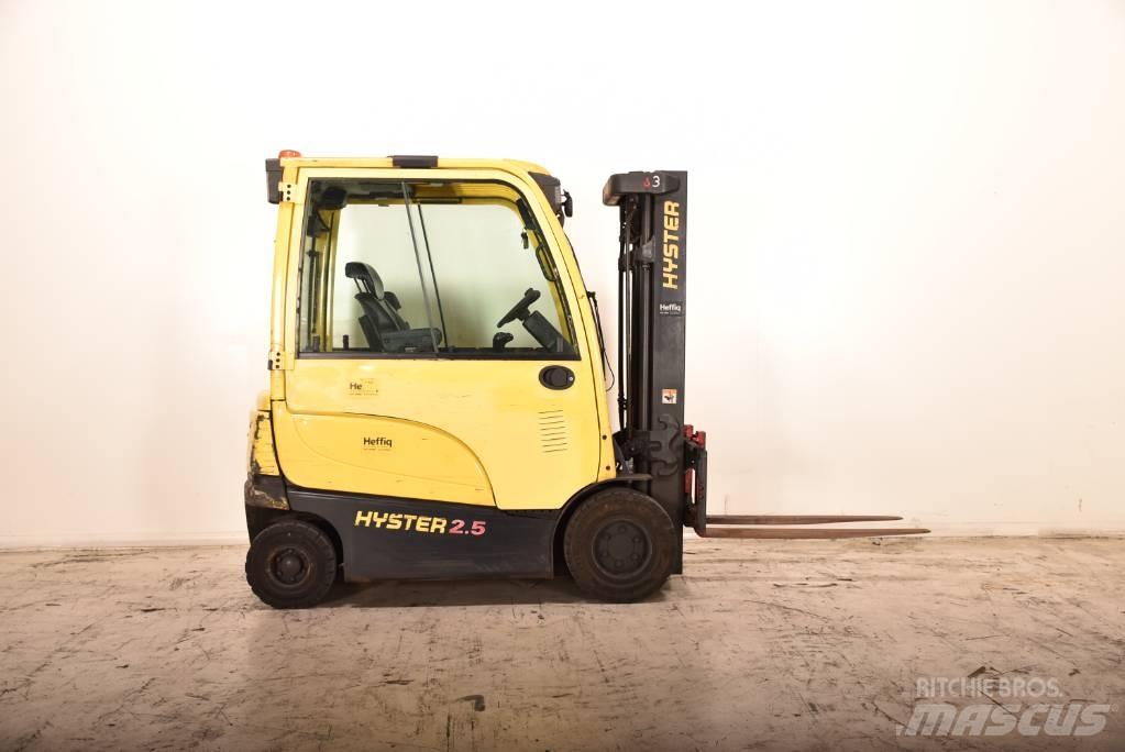 Hyster J 2.5 XN Stivuitor electric