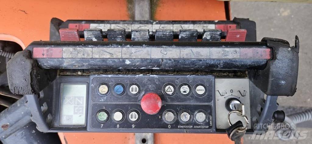 JLG X 17 J Plus Nacele cu brat articulat