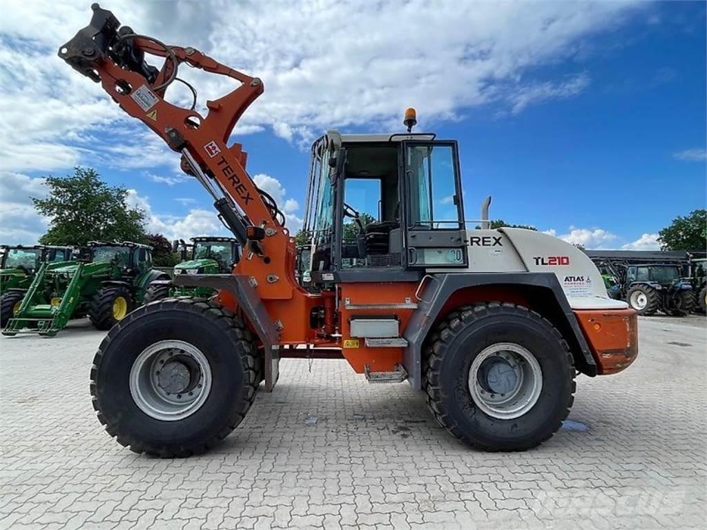 Terex TL210 Incarcator pe pneuri