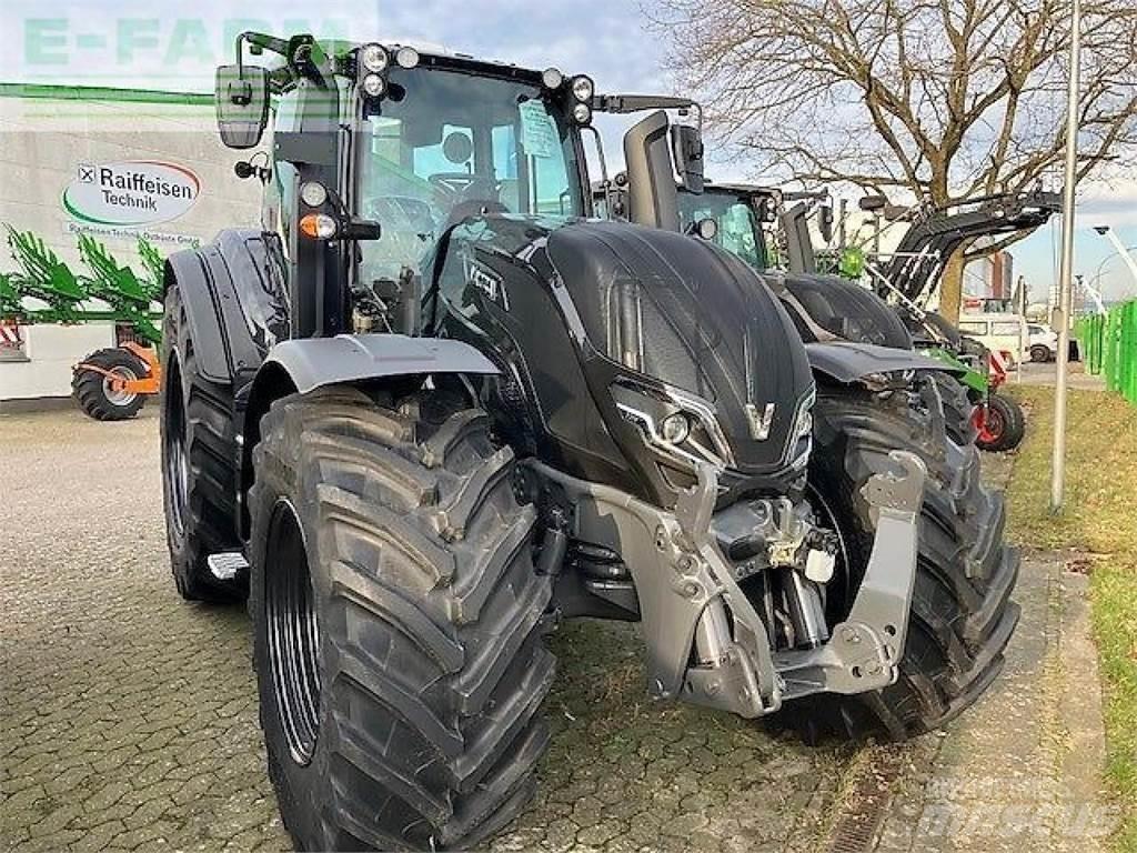 Valtra t 215a Tractoare