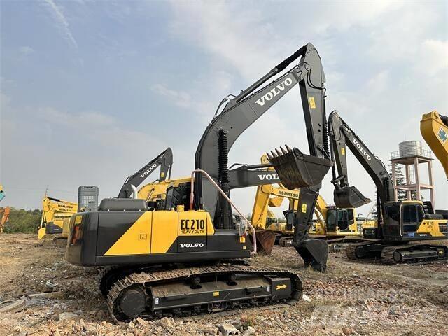 Volvo EC210 Excavatoare pe șenile
