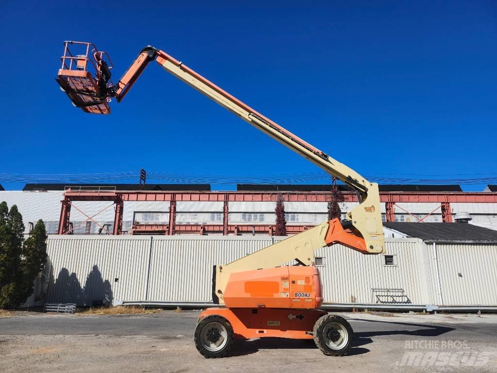 JLG 800 AJ Nacele cu brat articulat