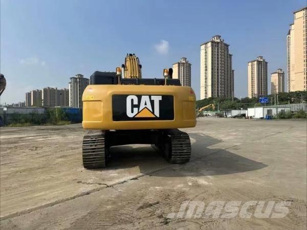 CAT 330 D Excavatoare pe șenile
